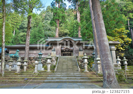 【大瀧神社 (岡太神社)】 福井県越前市大滝町 123827155