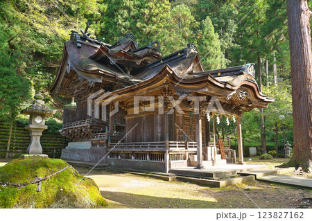 【大瀧神社 (岡太神社)】 福井県越前市大滝町 【大瀧神社 (岡太神社)】 福井県越前市大滝町 123827162