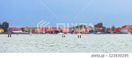 Burano, Italy colorful houses, view from the sea 123830295