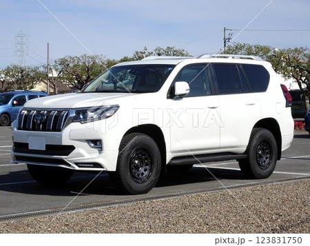 トヨタ・ランドクルーザープラド  4代目 123831750