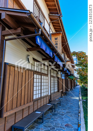 東京　江東区　豊洲市場場外にオープンした 豊洲 千客万来 123831873