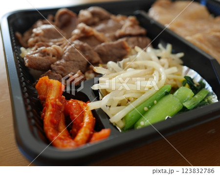 タブル焼き肉弁当 タブル焼き肉弁当 123832786