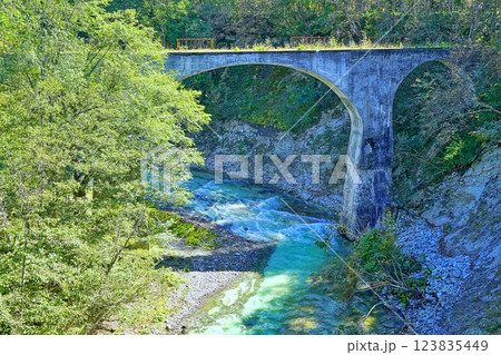 士幌線第五音更川橋梁跡 士幌線第五音更川橋梁跡 123835449
