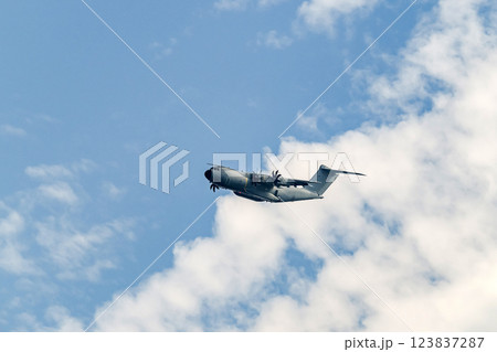 France Airplane transport Airbus A400M Atlas, military transport aircraft Europe NATO 123837287