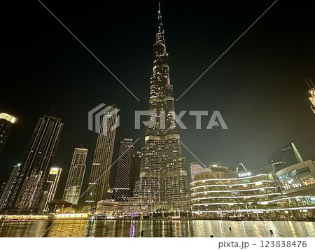 【ドバイ】ブルジュ・ハリファの夜景 【ドバイ】ブルジュ・ハリファの夜景 123838476