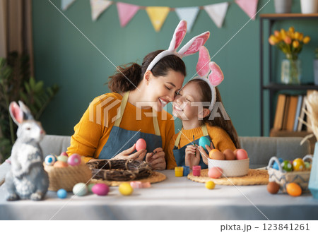 family preparing for Easter 123841261
