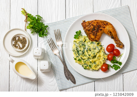 colcannon with kale with roasted chicken leg 123842009