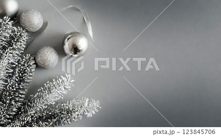 シルバーの背景素材　銀色背景の素材 123845706