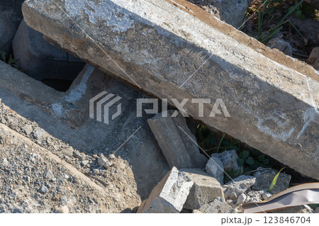 コンクリートがら コンクリートがら 123846704