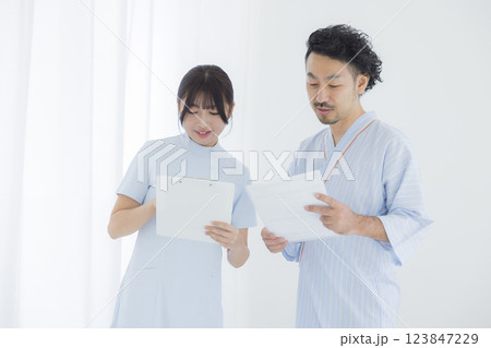 看護師、カウンセリング、人間ドック 看護師、カウンセリング、人間ドック 123847229