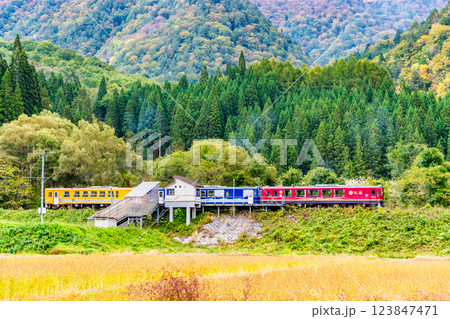秋田内陸縦貫鉄道　戸沢駅 123847471