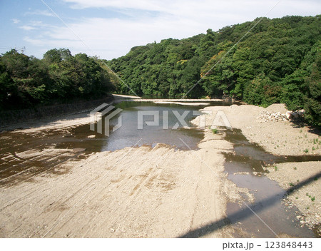伊勢神宮内宮の宇治橋架け替え工事中の五十鈴川2009/9(三重県伊勢市) 伊勢神宮内宮の宇治橋架け替え工事中の五十鈴川2009/9(三重県伊勢市) 123848443