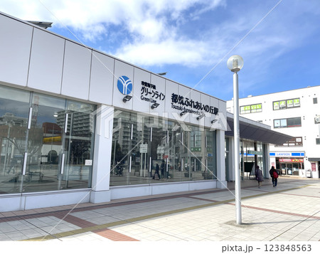 都築ふれあいの丘駅　横浜市営地下鉄グリーンライン　神奈川県横浜市都筑区葛が谷 123848563