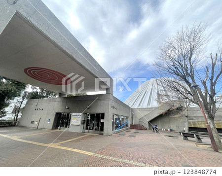 横浜市　都築プール　神奈川県横浜市都筑区葛が谷 123848774