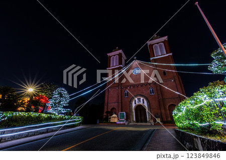 浦上天主堂クリスマスイルミネーション【長崎市】 浦上天主堂クリスマスイルミネーション【長崎市】 123849846