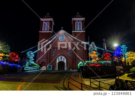 浦上天主堂クリスマスイルミネーション【長崎市】 浦上天主堂クリスマスイルミネーション【長崎市】 123849861