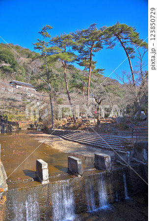 《愛知県》瀬戸市 岩屋堂 《愛知県》瀬戸市 岩屋堂 123850729
