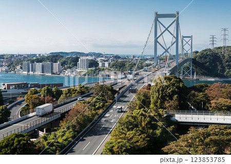【北九州門司港　関門海峡と関門橋和布刈 第2展望台から】 123853785