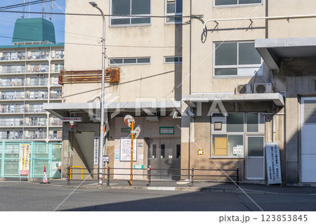 安治川トンネル(西区側・南詰) 安治川トンネル(西区側・南詰) 123853845