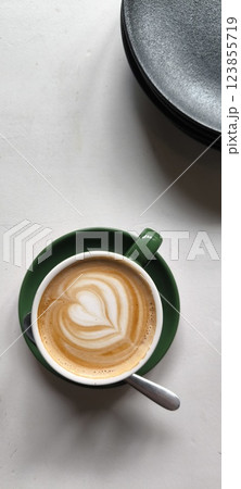カフェラテ、フラットホワイト カフェラテ、フラットホワイト 123855719