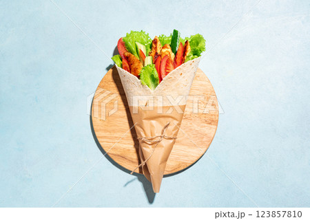 Fresh fajita wrap sandwich with grilled chicken and vegetables 123857810