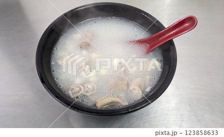 臭豆腐 臭い豆腐 爆破 123858633