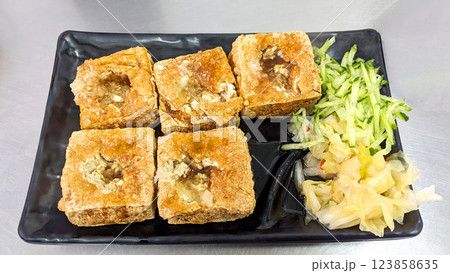 臭豆腐 臭い豆腐 爆破 123858635