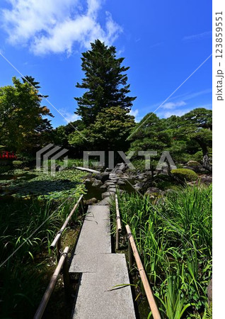 由志園の日本庭園 由志園の日本庭園 123859551
