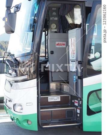高速路線バス　 123862160