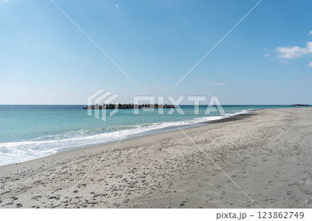 中田島砂丘の浜・静岡県浜松市 中田島砂丘の浜・静岡県浜松市 123862749