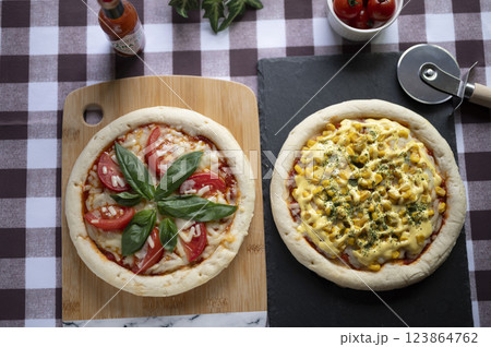 ピザパーティー 123864762