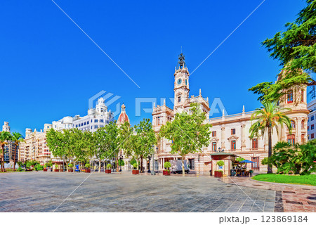 Valencia City Hall on City Hall Square. Valencia City Hall on City Hall Square. 123869184