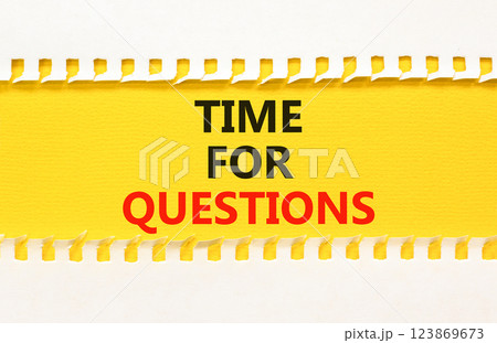 Time for questions symbol. Concept words Time for questions on beautiful yellow paper. Beautiful yellow white background. Business time for questions concept. Copy space. 123869673