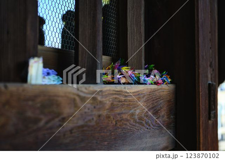 千羽鶴　平和への願い 123870102