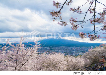 四月 ４月 4月 123871295