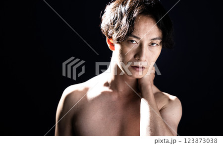 メンズビューティー ポートレート メンズビューティー ポートレート 123873038