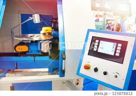 CNC automatic sharpening machine circular saws 123878812