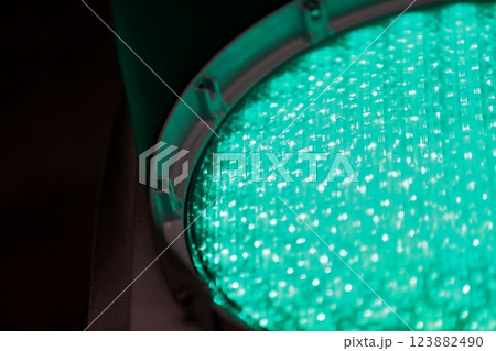 交通信号機 交通信号機 123882490