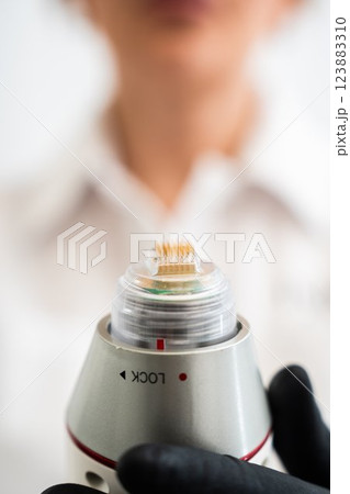 RF lifting in a beauty salon. 123883310