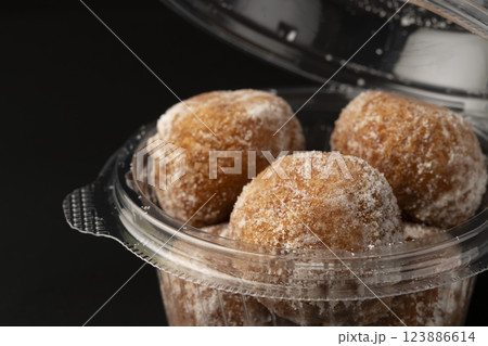 あんドーナツ 123886614