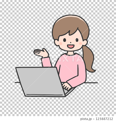 A woman to show in front of a personal computer 123887212