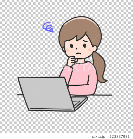 パソコンの前で困った表情をする女性 パソコンの前で困った表情をする女性 123887981