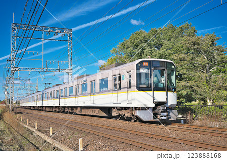 【近鉄通勤用電車 5820系】 123888168