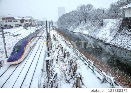 新幹線つばさ 123888375