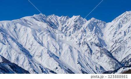 冬の北アルプス 山並み 長野県白馬村 冬の北アルプス 山並み 長野県白馬村 123888981
