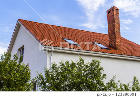 The upper part of the house 123890001