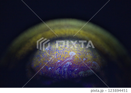 神秘の創造空間 123894451