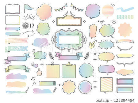 ポップな手書き風の吹き出しセット 123894484