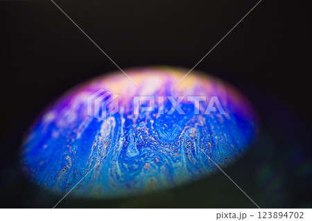 神秘の創造空間 123894702