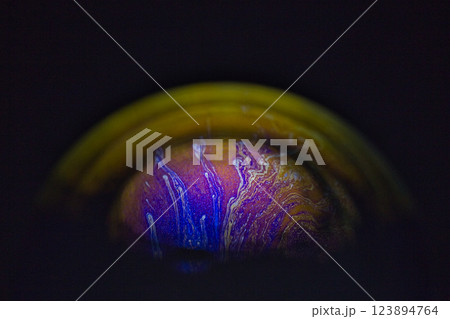 神秘の創造空間 神秘の創造空間 123894764